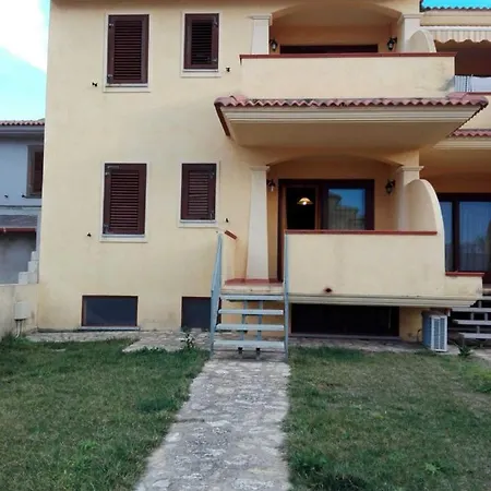 Casa Lu Bagnu 2 *